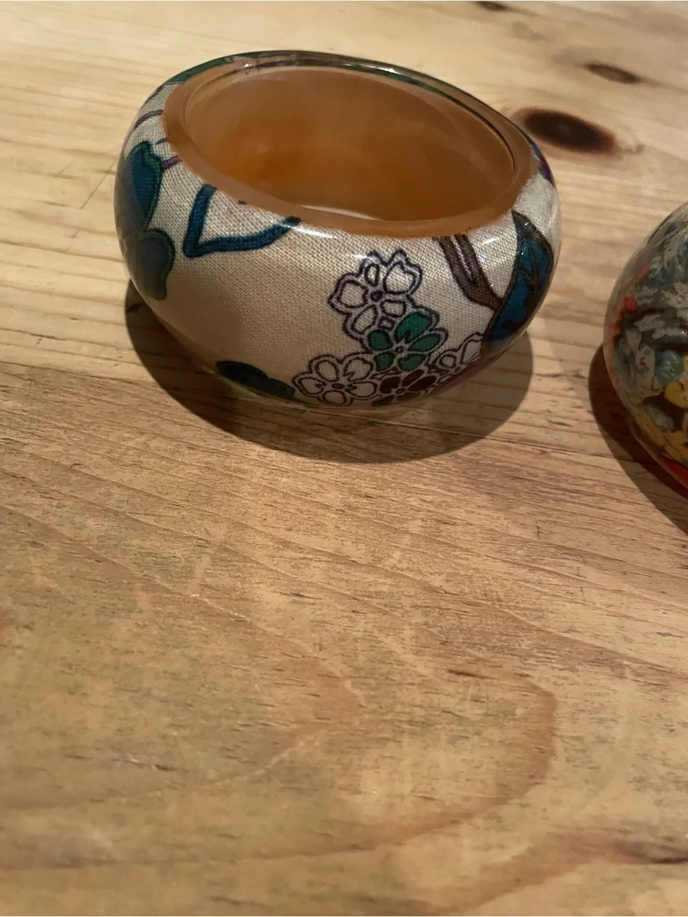 NWOT wooden botanical bangle bracelets (2) chunky boho floral